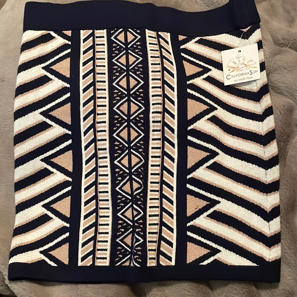 Aztec mini skirt